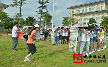 拓展訓練游戲「無敵風火輪」